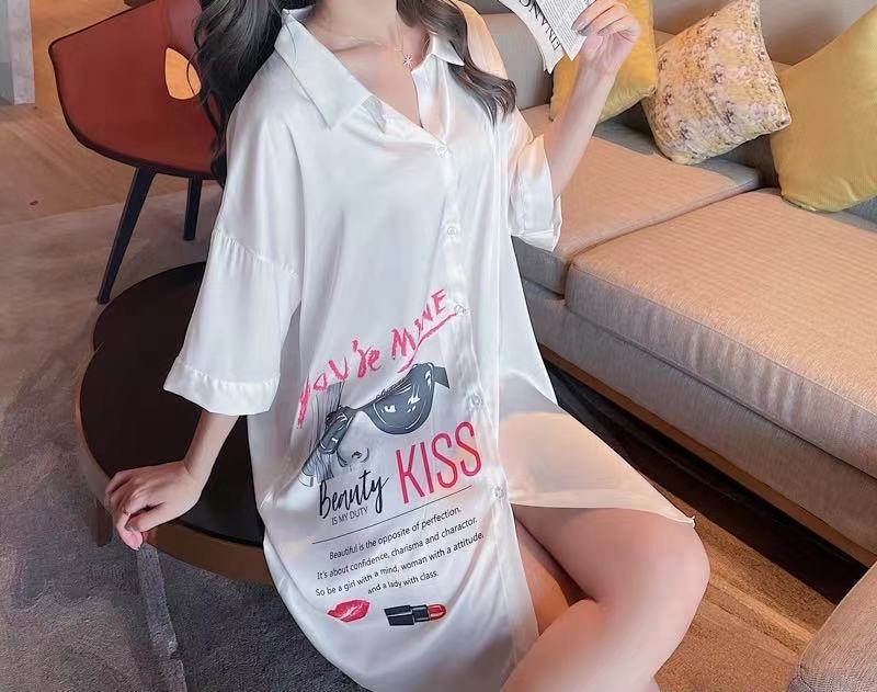 Camisa de seda "Kiss"